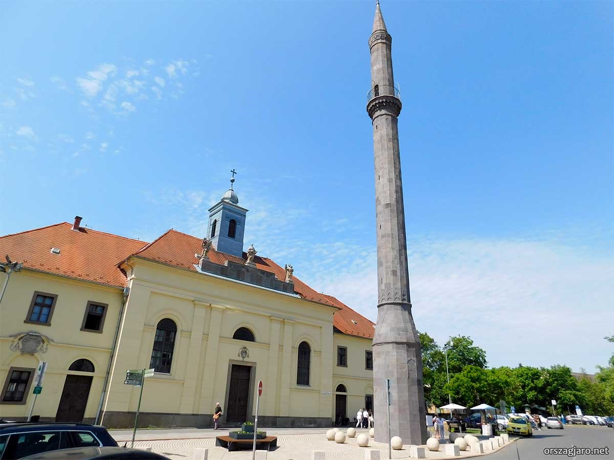 Lépcsők és patakpart